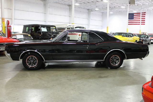 Oldsmobile CUTLASS 1967 photo 3