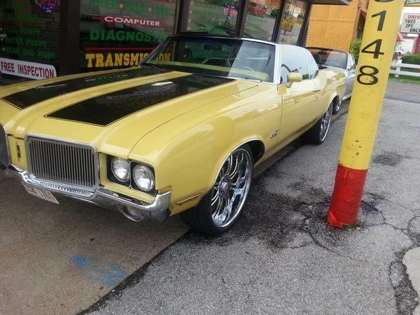 Oldsmobile CUTLASS 1972 photo 2