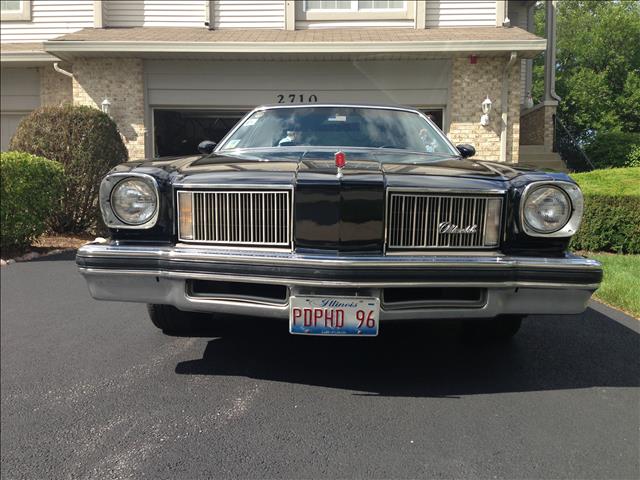 Oldsmobile CUTLASS 1975 photo 1