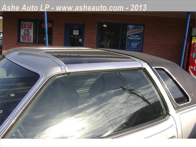 Oldsmobile CUTLASS 1976 photo 1