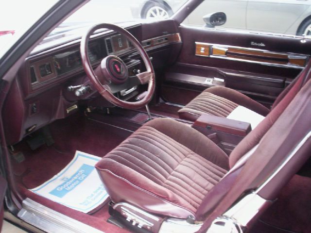 Oldsmobile CUTLASS 1987 photo 2