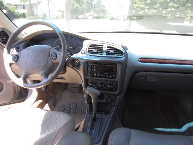 Oldsmobile CUTLASS 1998 photo 1