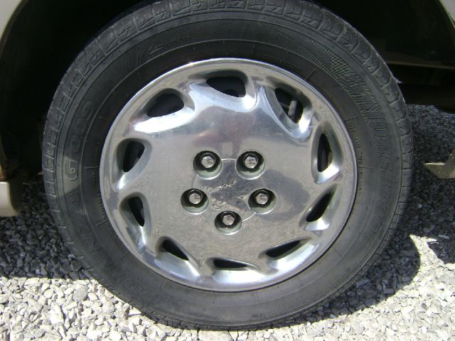 Oldsmobile CUTLASS 1998 photo 3