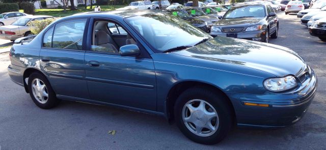 Oldsmobile CUTLASS 1999 photo 1