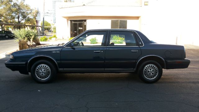 Oldsmobile Cutlass Ciera 1989 photo 2