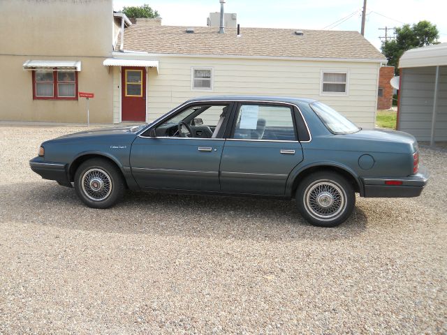 Oldsmobile Cutlass Ciera 1993 photo 1