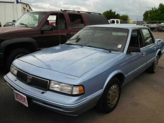 Oldsmobile Cutlass Ciera XR Sedan