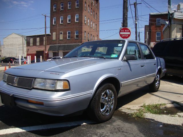 Oldsmobile Cutlass Ciera 1994 photo 2