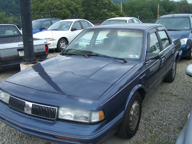 Oldsmobile Cutlass Ciera 1995 photo 4