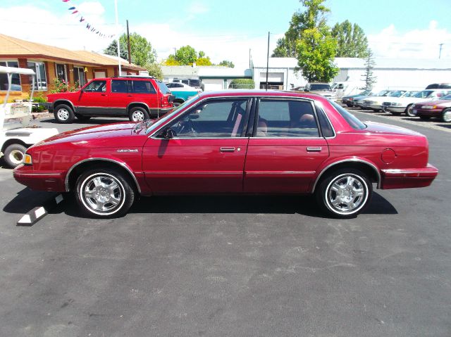 Oldsmobile Cutlass Ciera 1995 photo 1