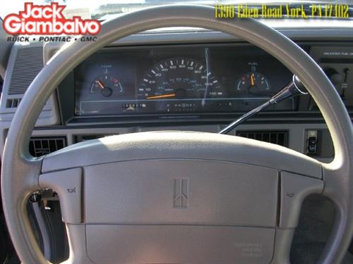 Oldsmobile Cutlass Ciera 1996 photo 2