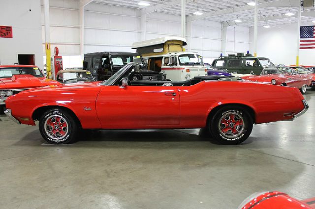 Oldsmobile Cutlass Supreme Convertible Leather 6-speed Convertible