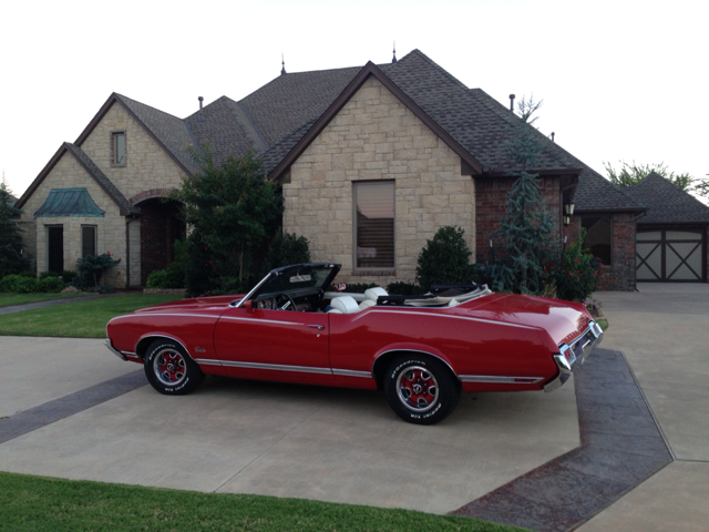 Oldsmobile Cutlass Supreme 1971 photo 1