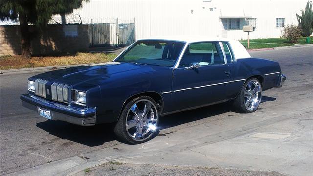 Oldsmobile Cutlass Supreme 1978 photo 1