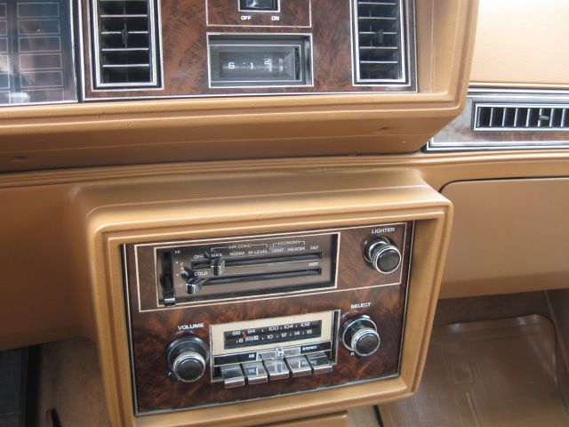 Oldsmobile Cutlass Supreme 1980 photo 5