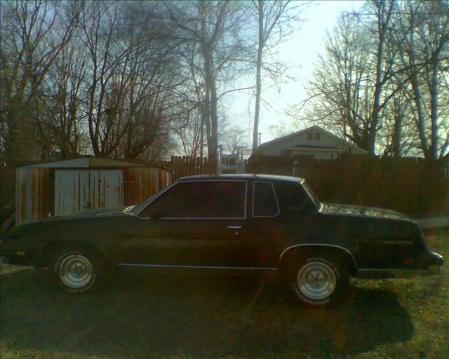 Oldsmobile Cutlass Supreme 1986 photo 1