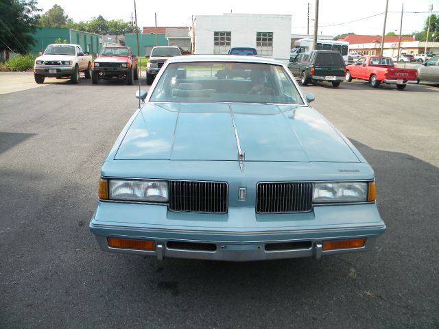 Oldsmobile Cutlass Supreme 1987 photo 1