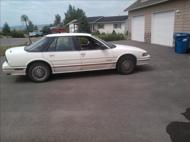 Oldsmobile Cutlass Supreme 1991 photo 1