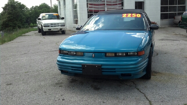 Oldsmobile Cutlass Supreme 1.8T Quattro Convertible