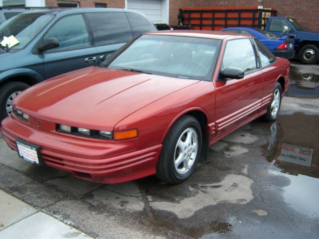 Oldsmobile Cutlass Supreme 1996 photo 6