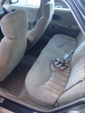 Oldsmobile Cutlass Supreme 1996 photo 3