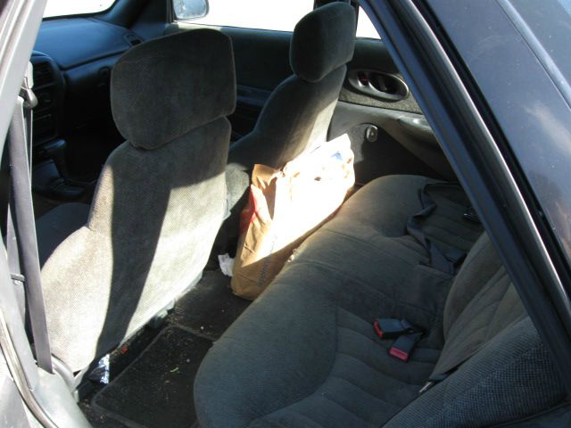 Oldsmobile Cutlass Supreme 1997 photo 2