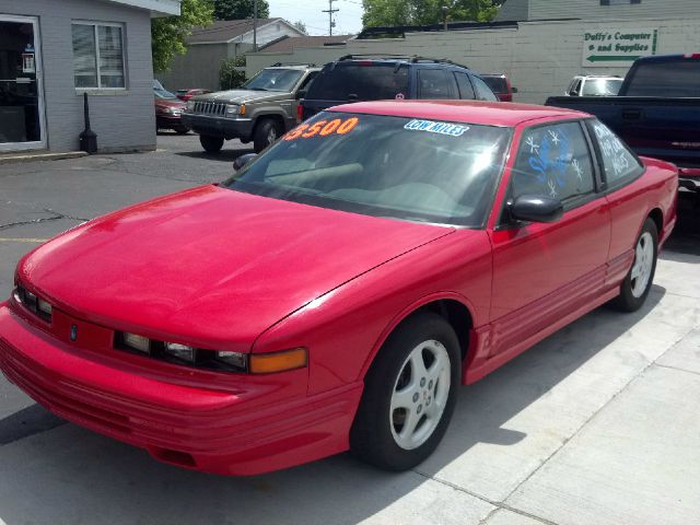 Oldsmobile Cutlass Supreme 1997 photo 4