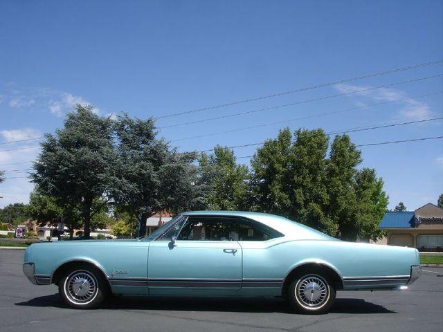 Oldsmobile Delta 88 SEL W/nav Unspecified