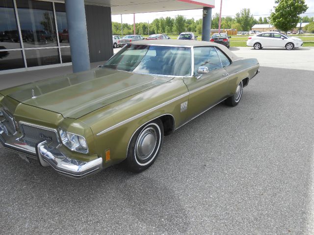 Oldsmobile Delta 88 1973 photo 12