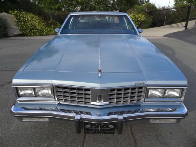 Oldsmobile Delta 88 1985 photo 4