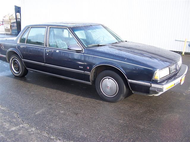 Oldsmobile Eighty Eight GLS Special Value - Frederick Md Sedan