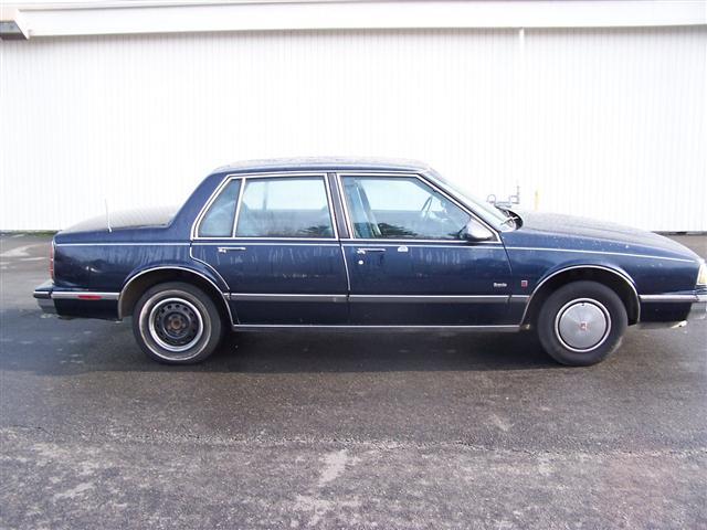 Oldsmobile Eighty Eight 1989 photo 1
