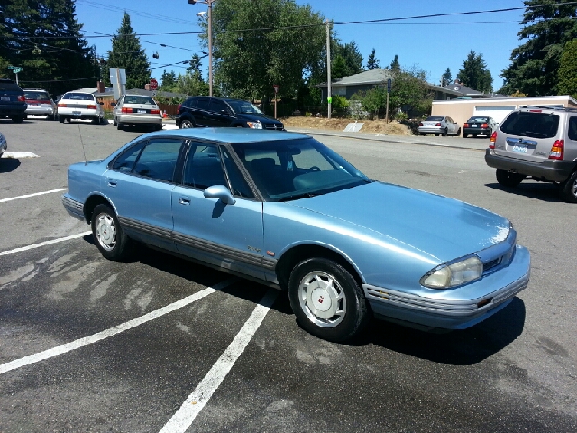 Oldsmobile Eighty Eight 1993 photo 1