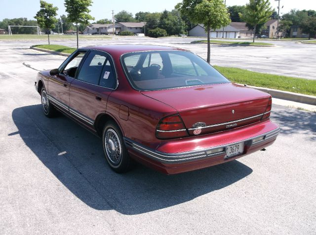 Oldsmobile Eighty Eight 1993 photo 2