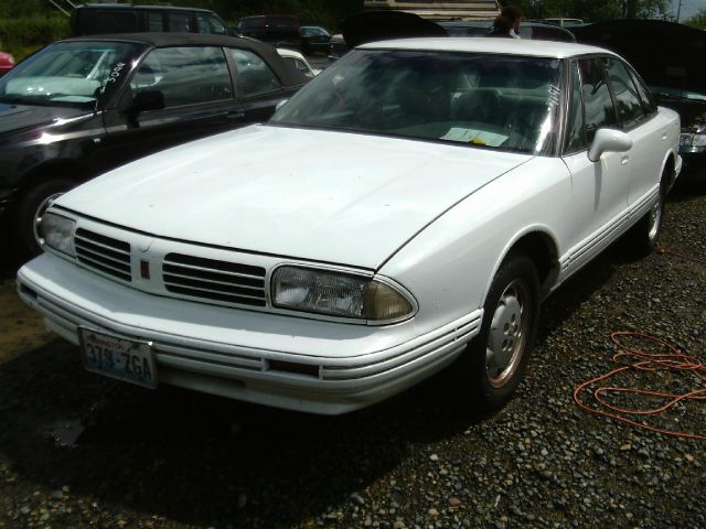 Oldsmobile Eighty Eight 1994 photo 1