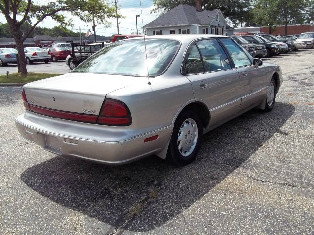 Oldsmobile Eighty Eight 1996 photo 1
