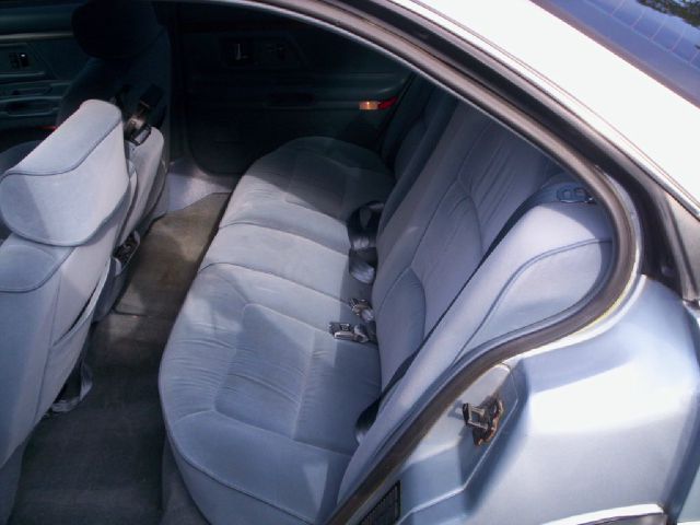 Oldsmobile Eighty Eight 1996 photo 2