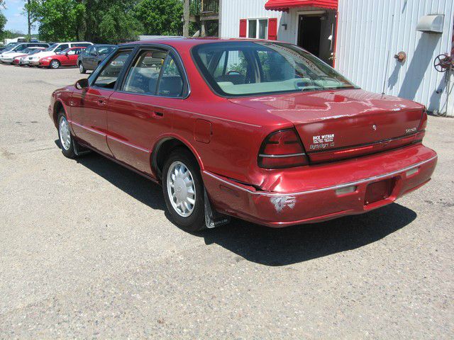 Oldsmobile Eighty Eight Touring W/nav.sys Sedan