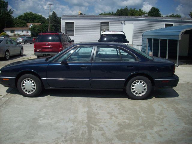 Oldsmobile Eighty Eight Touring W/nav.sys Sedan