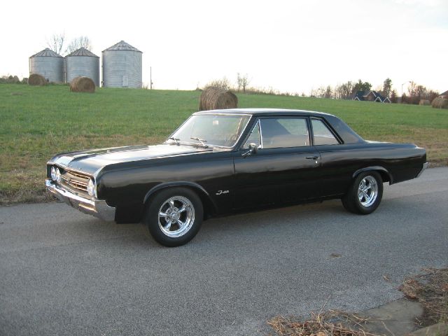 Oldsmobile F-85 - Cutlass 1964 photo 2