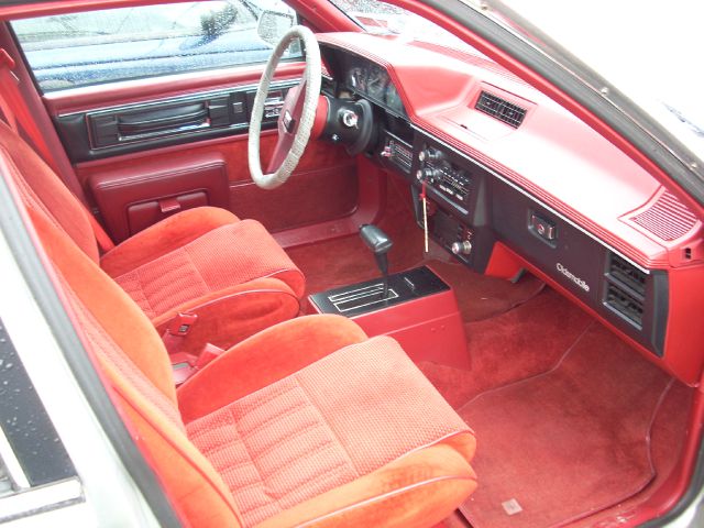 Oldsmobile Firenza 1986 photo 3