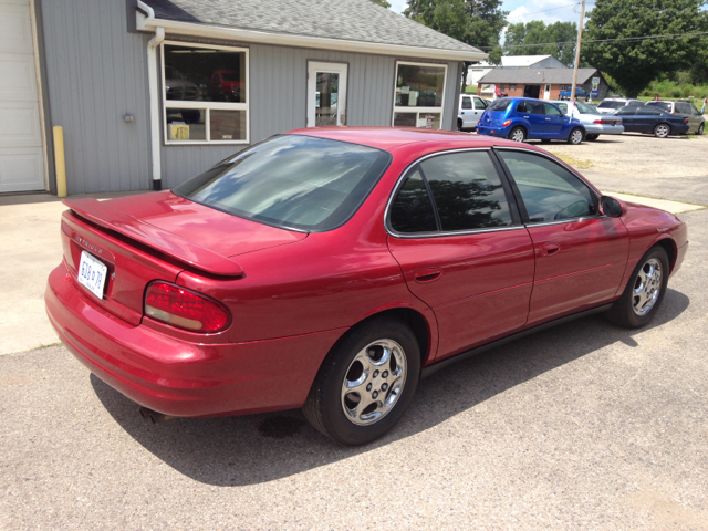 Oldsmobile Intrigue 1998 photo 1