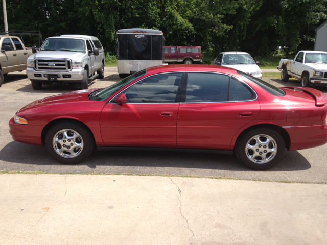 Oldsmobile Intrigue 1998 photo 2