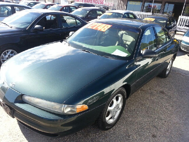 Oldsmobile Intrigue 1998 photo 2