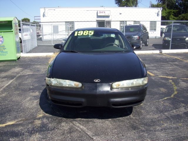 Oldsmobile Intrigue 1998 photo 3