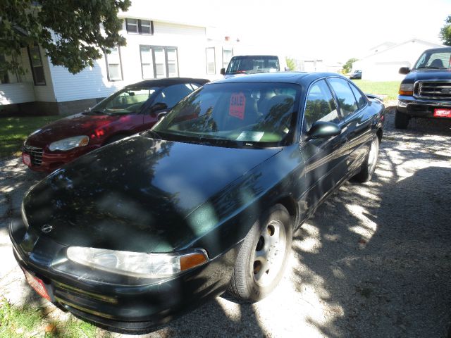 Oldsmobile Intrigue 1998 photo 4