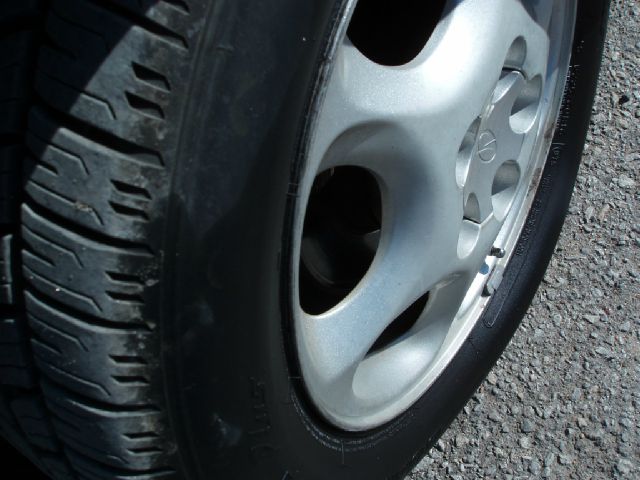 Oldsmobile Intrigue 1998 photo 3