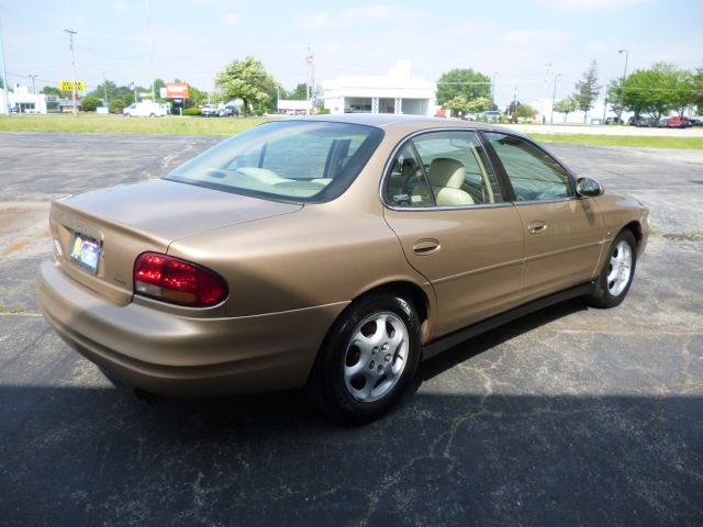 Oldsmobile Intrigue 1999 photo 13