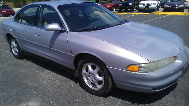 Oldsmobile Intrigue 1999 photo 3