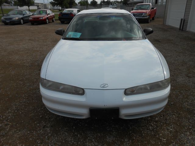 Oldsmobile Intrigue 1999 photo 1
